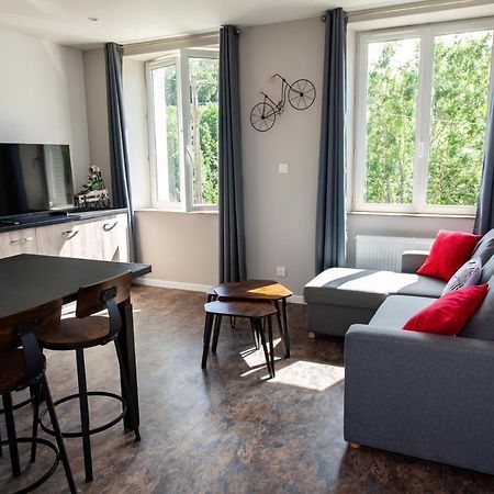 Апартаменти La Batisse L'Arbre Beige Le Petit-Abergement Екстер'єр фото